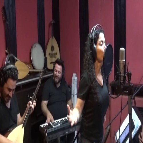 Deniz Toprak - Ela Gözlüm