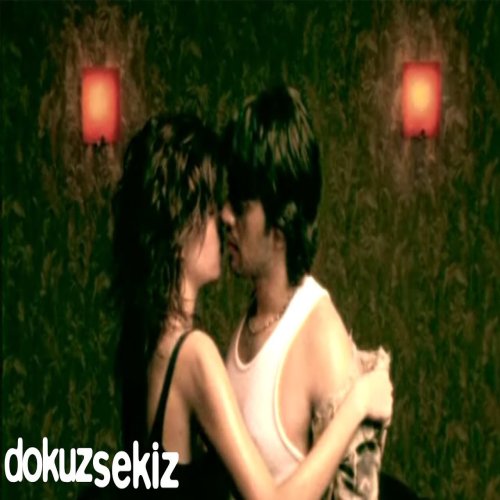 Emre Altuğ - Gidecek Yerim Mi Var