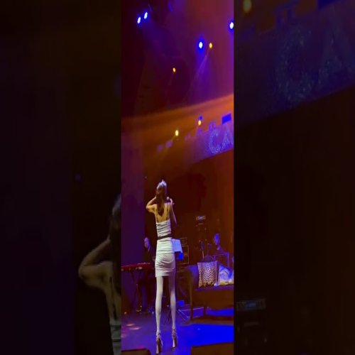 Yıldız Tilbe - Aldırma Deli Gönlüm