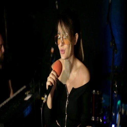 Derya Bedavacı - Seni Kimler Aldı