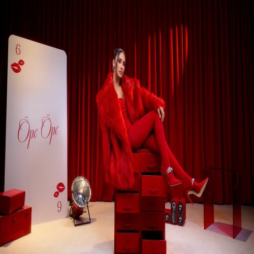 Hande Ünsal - Öpe Öpe