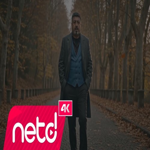 Şahin İnan - Mavi Yelek Mor Düğme Şahin İnan - Mavi Yelek Mor Düğme