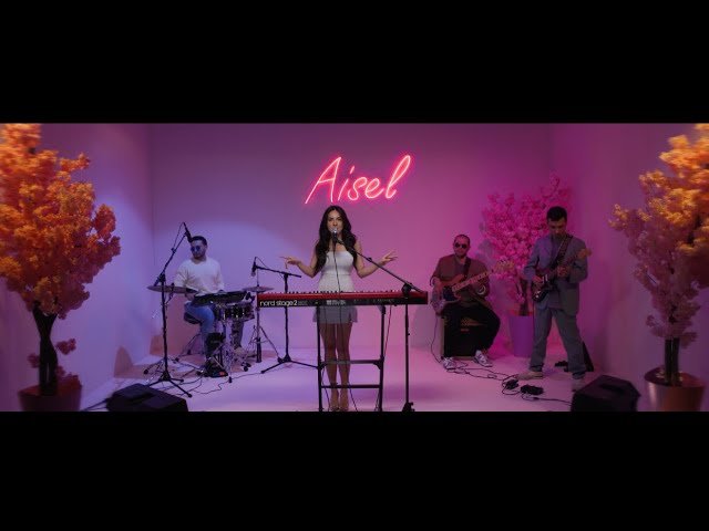 AISEL - Up Up Up