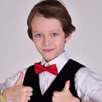 Богдан Токарь Богдан Токарь