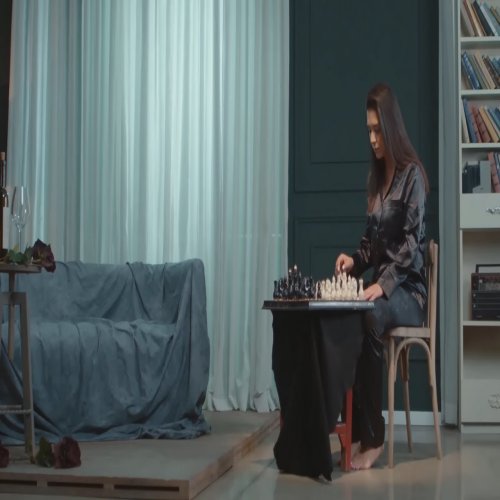 Sura Isgenderli - Ağıt