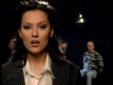 Demet Akalın - Sakın Vazgeçme